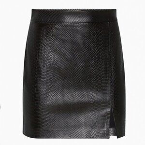 Aritzia Wilfred Patio Snake Print Faux Leather Mini Skirt Black Size 4